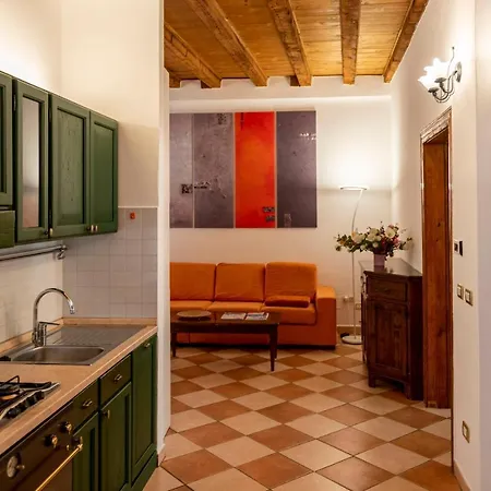 Italianflat - 1 Bedroom Flat Al Teatro فيرونا